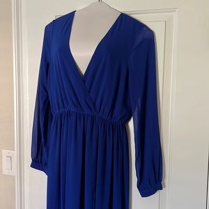 Beautiful royal blue Lulus maxi gown
